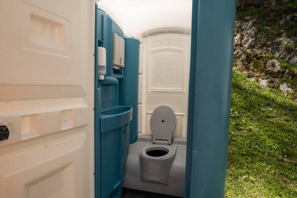 Best Portable restroom trailer rental  in Baldwin, LA
